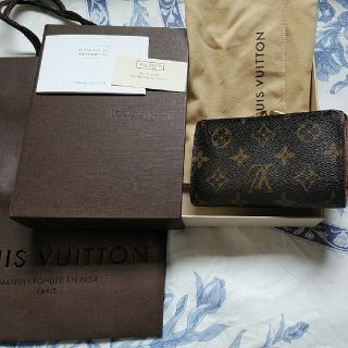 ルイヴィトン(LOUIS VUITTON)のVUITTON　財布　がま口タイプ(財布)