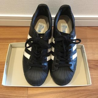 アディダス(adidas)のアディダス スニーカー(スニーカー)