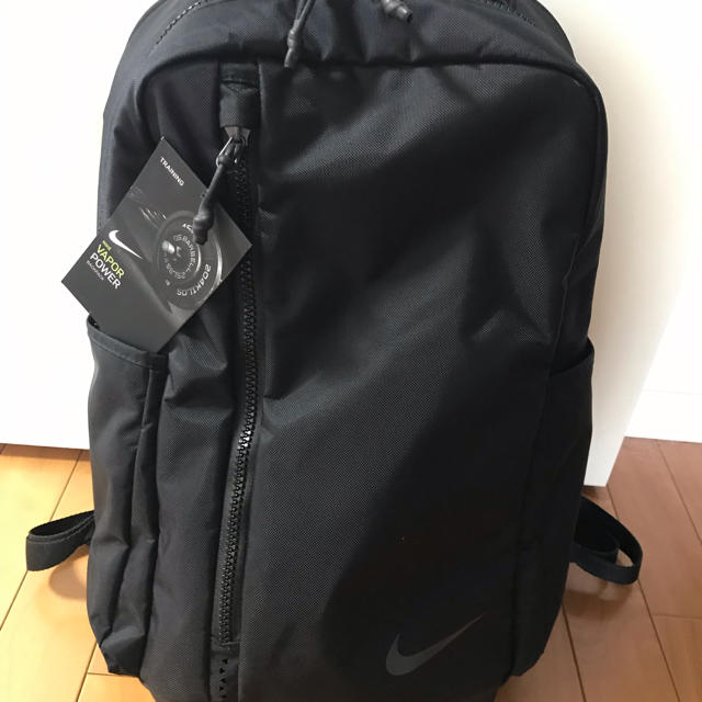 NIKE(ナイキ)のNIKE ナイキ トレーニング バックパック 29L リュックサック ブラック黒 メンズのバッグ(バッグパック/リュック)の商品写真