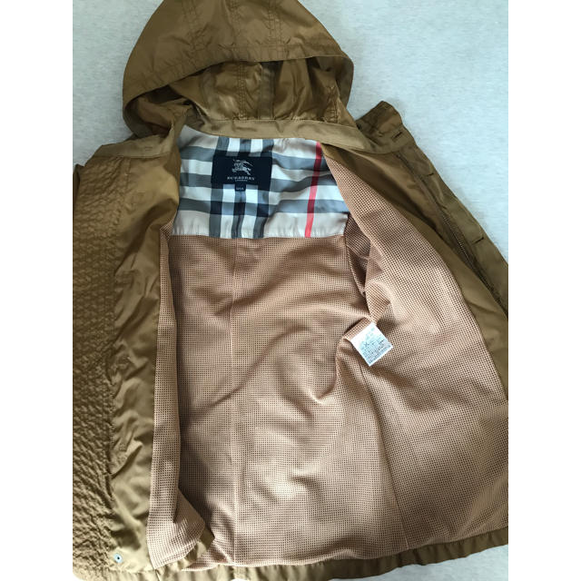 BURBERRY(バーバリー)のバーバリーBurberry マウンテンパーカーブラウン120cm 未使用タグ付き キッズ/ベビー/マタニティのキッズ服女の子用(90cm~)(ジャケット/上着)の商品写真