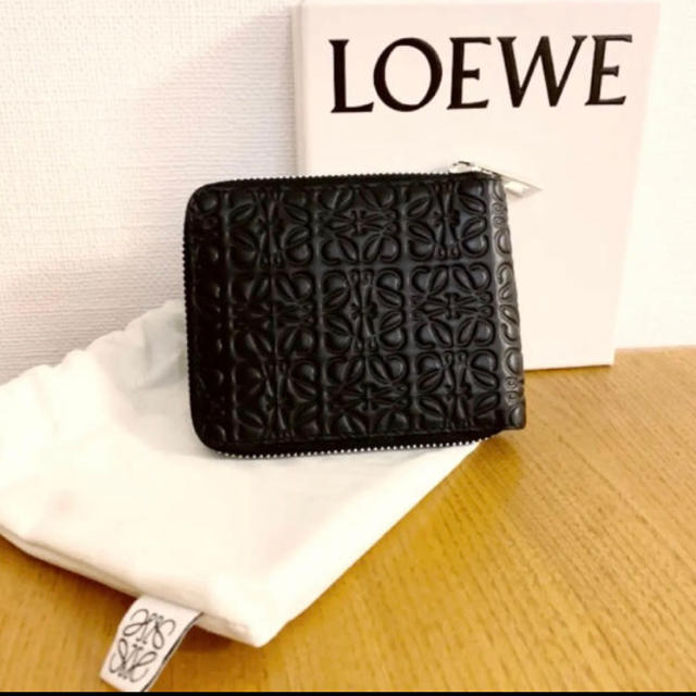 LOEWE - LOEWE ジップアラウンドウォレット 二つ折り財布の通販 by しゅん's shop｜ロエベならラクマ