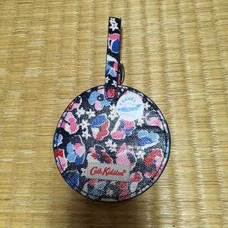 キャスキッドソン(Cath Kidston)のキャスキッドソン♡ネームホルダー（新品）(旅行用品)