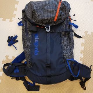 パタゴニア(patagonia)の【whitegorilla1964様専用】　ディセンジョニスト・パック　32L(バッグパック/リュック)