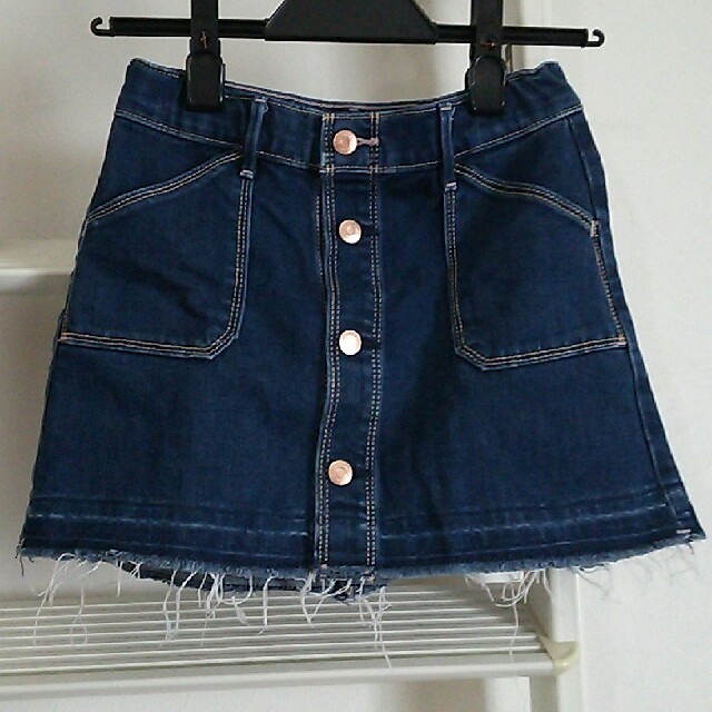 Abercrombie&Fitch(アバクロンビーアンドフィッチ)のアバクロ キッズ キッズ/ベビー/マタニティのキッズ服女の子用(90cm~)(スカート)の商品写真