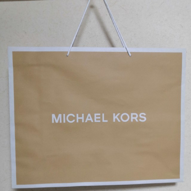 Michael Kors(マイケルコース)のMICHAEL KORS　紙袋&包み紙 レディースのバッグ(ショップ袋)の商品写真