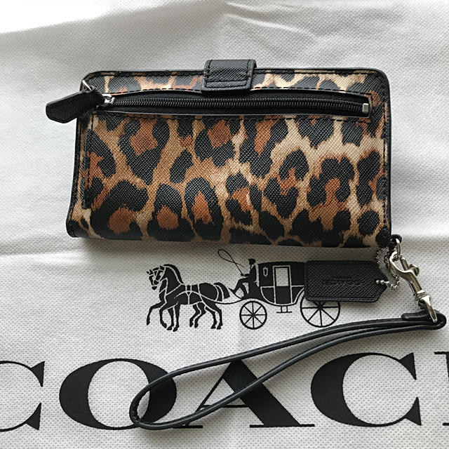 COACH(コーチ)のコーチ スマホケース がま口財布 スマホ/家電/カメラのスマホアクセサリー(iPhoneケース)の商品写真