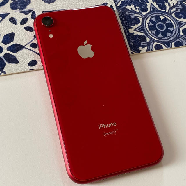 iPhone(アイフォーン)のiPhonexr 128gb  レッド SIMフリー バッテリー容量100% スマホ/家電/カメラのスマートフォン/携帯電話(スマートフォン本体)の商品写真