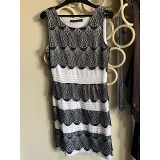 ビーシービージーマックスアズリア(BCBGMAXAZRIA)のBCBG ワンピース(ミディアムドレス)