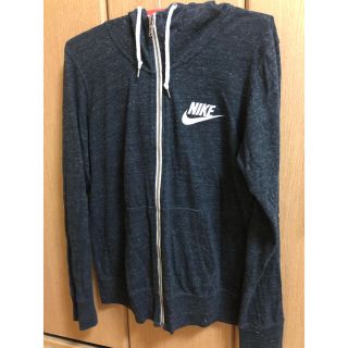 ナイキ(NIKE)のNIKE/パーカー   (パーカー)