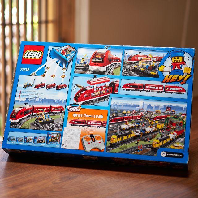 Lego(レゴ)のLEGO 7938 CITY Passenger Train キッズ/ベビー/マタニティのおもちゃ(知育玩具)の商品写真