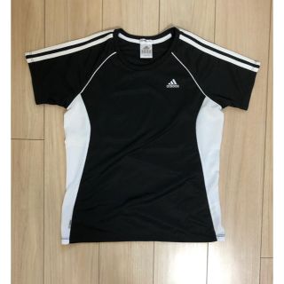 アディダス(adidas)のadidas Ｔシャツ(Tシャツ(半袖/袖なし))