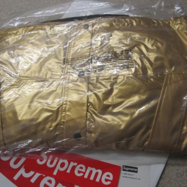 Supreme(シュプリーム)の専用　４枚　Supreme The North Face ゴールド　 メンズのジャケット/アウター(マウンテンパーカー)の商品写真