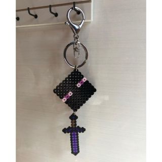 マインクラフト エンダーマンパーラービーズキーホルダーの通販 ラクマ マインクラフト エンダーマンパーラービーズキーホルダーの通販 ラクマ