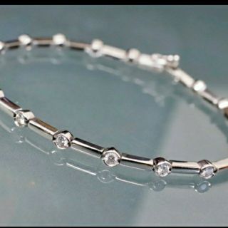 ダミアーニ(Damiani)のダミアーニ　本物　美品　k18wg ブレスレット　ダイヤ　 0.80ct 　希少(ブレスレット/バングル)