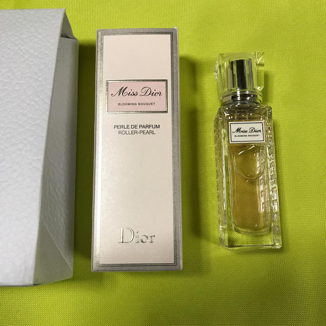 Dior(ディオール)のミス ディオール ブルーミング ブーケ ローラー パール 〈オードゥ トワレ〉 コスメ/美容の香水(香水(女性用))の商品写真