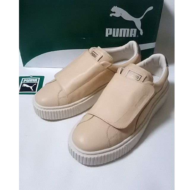 PUMA(プーマ)の
定14040円限定著名人愛用!プーマプラットフォーム新品厚底スニーカー23.5 レディースの靴/シューズ(スニーカー)の商品写真