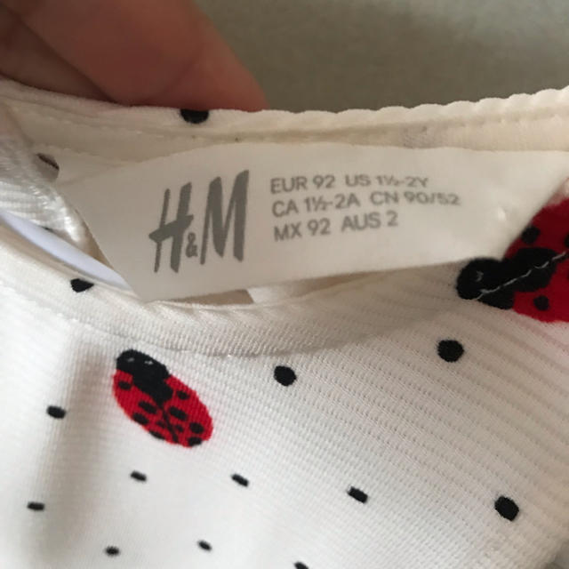 H&M(エイチアンドエム)の試着のみH&Mワンピース キッズ/ベビー/マタニティのキッズ服女の子用(90cm~)(ワンピース)の商品写真