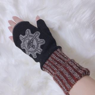 Vivienne Westwood(手袋)のフリマアイテム一覧 Vivienne Westwood(手袋)のフリマアイテム一覧
