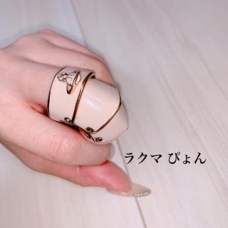 ヴィヴィアン(Vivienne Westwood) アーマーリング(ピンク/桃色系)の