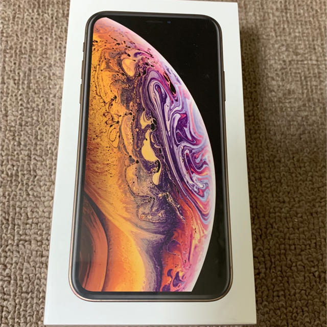 iPhone(アイフォーン)のMBS様専用 新品未開封品 iPhone Xs 64GB SIMフリー ゴールド スマホ/家電/カメラのスマートフォン/携帯電話(スマートフォン本体)の商品写真