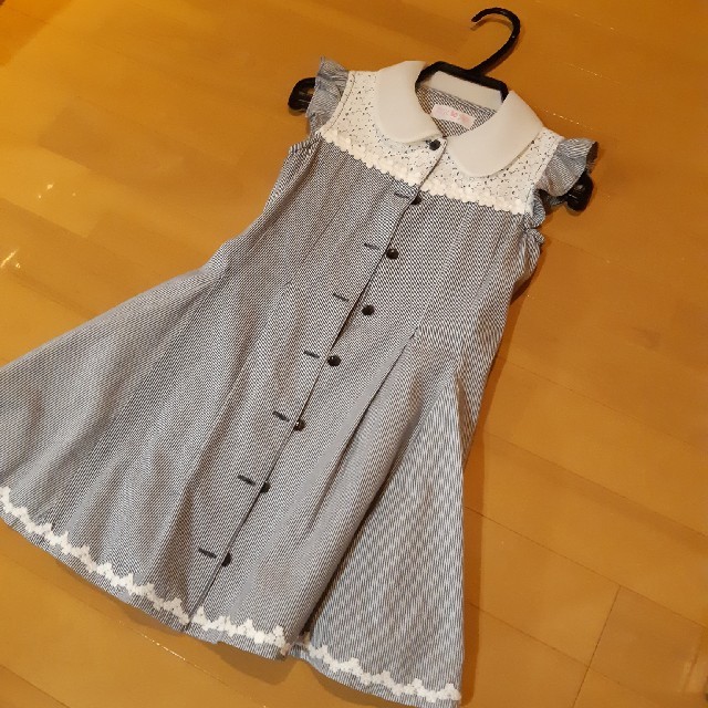 mezzo piano(メゾピアノ)のメゾピアノ ワンピース 130cm キッズ/ベビー/マタニティのキッズ服女の子用(90cm~)(ワンピース)の商品写真