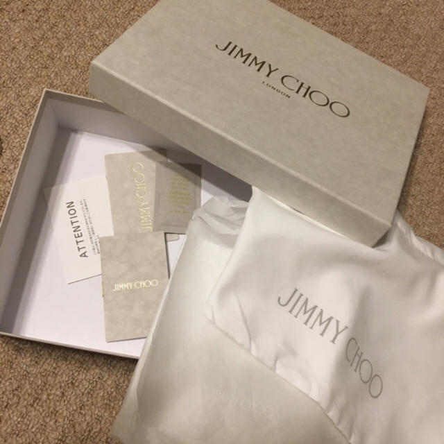 JIMMY CHOO(ジミーチュウ)のa_43さま専用☆ジミーチュウ✩chooロゴ ショルダーバッグ✩ レディースのバッグ(ショルダーバッグ)の商品写真