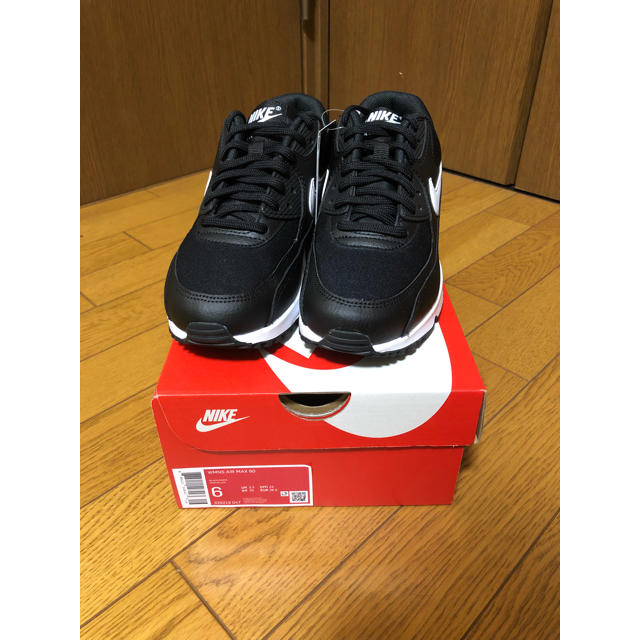 スニーカー23㎝ エアマックス90 airmax90 twiceダヒョン着用