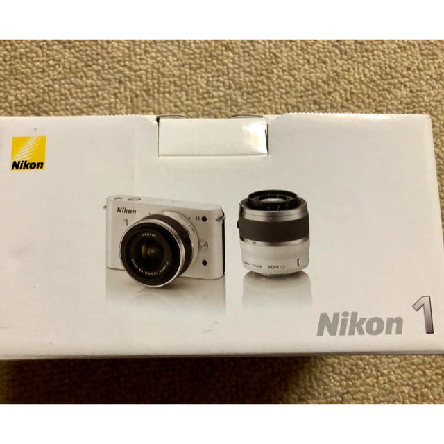 Nikon 1 J1 ミラーレスカメラ 3