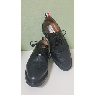 トムブラウン(THOM BROWNE)のトムブラウン　ウィングチップシューズ　サイズ9  THOM BROWNE 美品(ドレス/ビジネス)