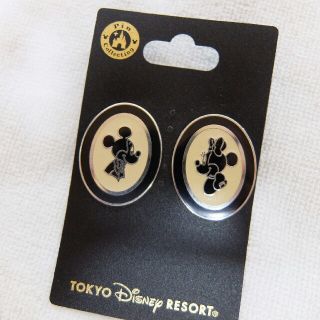 Disney ディズニーランド 切り絵 シルエット ミッキー ミニー ピンバッジの通販 ラクマ Disney ディズニーランド 切り絵 シルエット ミッキー ミニー ピンバッジの通販 ラクマ