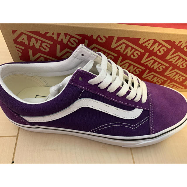 VANS(ヴァンズ)のKiko様専用　VANS オールドスクール　パープル24.5cm★新品未使用 レディースの靴/シューズ(スニーカー)の商品写真