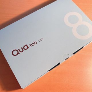 キョウセラ(京セラ)のau Qua tab QZ8 Choco Mint 新品(タブレット)