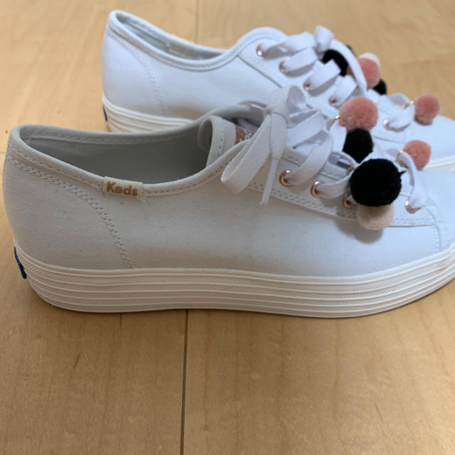 Keds(ケッズ)のUSA keds アメリカ購入 レア ポンポン付き スニーカー 23.5cm レディースの靴/シューズ(スニーカー)の商品写真