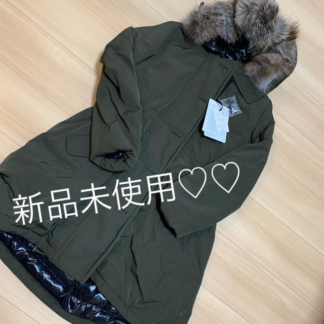 MONCLER(モンクレール)のモンクレール*ダウンコート レディースのジャケット/アウター(ダウンコート)の商品写真