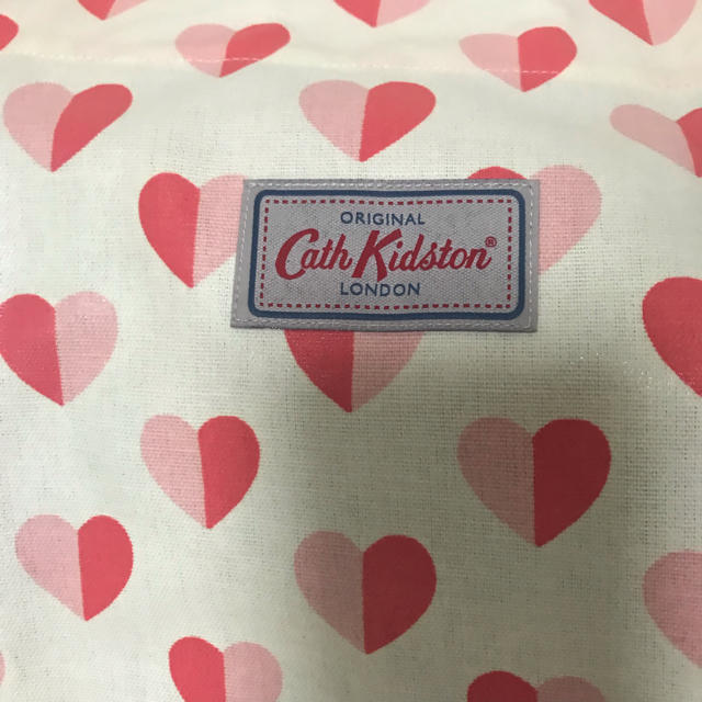 Cath Kidston(キャスキッドソン)のキャスキッドソン エプロン インテリア/住まい/日用品のキッチン/食器(収納/キッチン雑貨)の商品写真