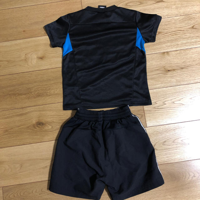 UMBRO(アンブロ)のumbroサッカーウェア上下セット120 キッズ/ベビー/マタニティのキッズ服男の子用(90cm~)(その他)の商品写真