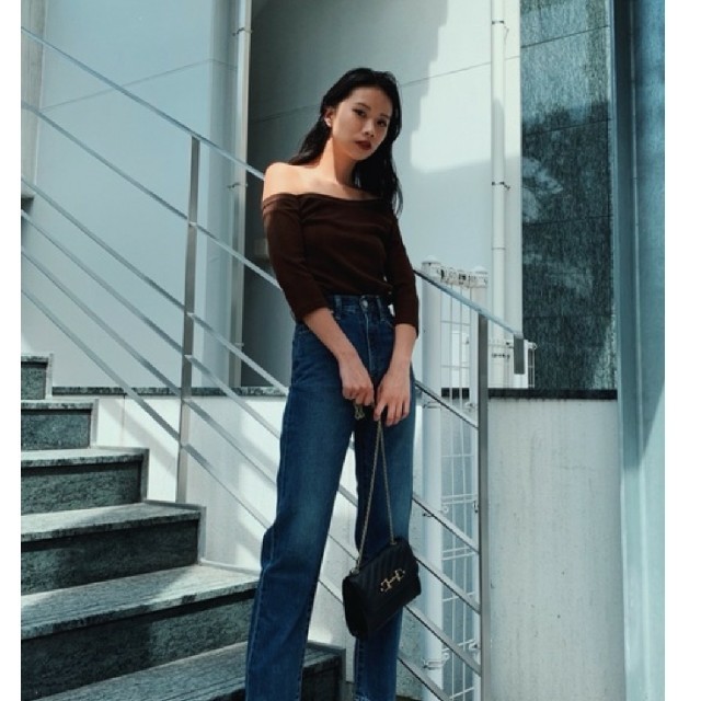 moussy(マウジー)のMOUSSY【今期！完売】ワンショルダートップス レディースのトップス(カットソー(長袖/七分))の商品写真