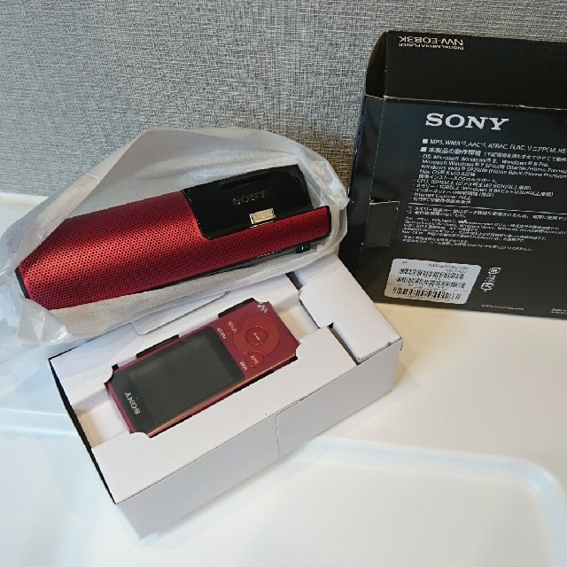 SONY WALKMAN NW-E083kと別売りの録音用ｹｰﾌﾞﾙのｾｯﾄ