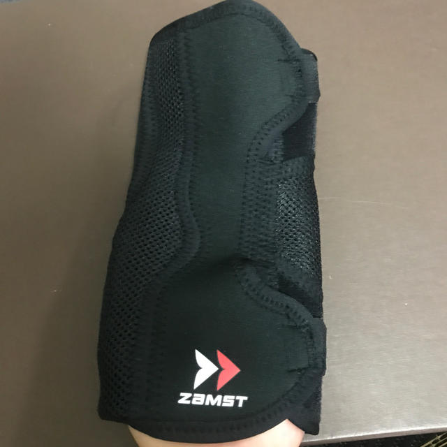 ZAMST(ザムスト)のザムスト エルボースリーブ 肘用サポーター(ソフトサポート) スポーツ/アウトドアのトレーニング/エクササイズ(その他)の商品写真