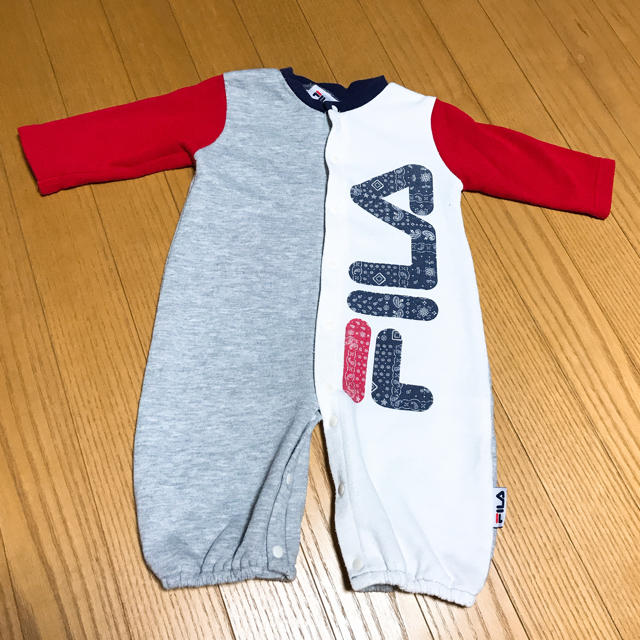 FILA(フィラ)の冬用ロンパース 50-70 キッズ/ベビー/マタニティのベビー服(~85cm)(ロンパース)の商品写真