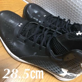 アンダーアーマー(UNDER ARMOUR)のUNDER ARMOUR バスケットシューズ(スニーカー)