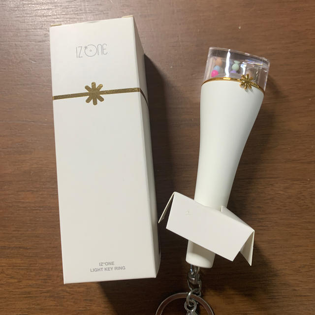 IZ*ONE LIGHT KEY RING ミニペンライトキーホルダー