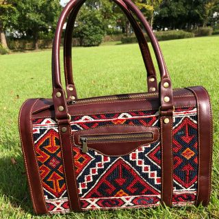 国内正規品 オールドキリム ワンVAN 本革ボストンバック | iuggu.ru