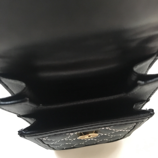 CECIL McBEE(セシルマクビー)の新品 セシルマクビー マルチケース シガレットケース タバコケース ブラック 黒 レディースのファッション小物(ポーチ)の商品写真