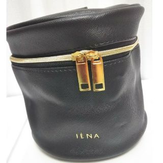 イエナ(IENA)のIENA ゴールドハンド付きバニティ(ポーチ)