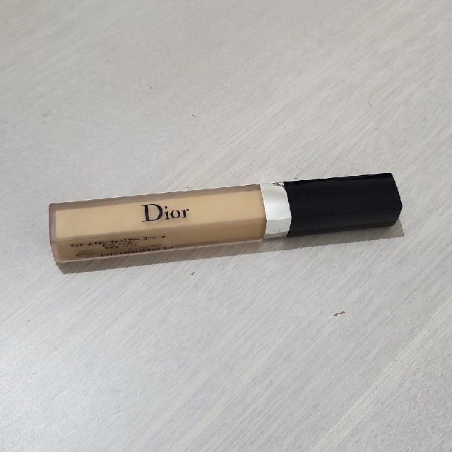 Dior(ディオール)のディオールスキンフォーエヴァーコンシーラー コスメ/美容のベースメイク/化粧品(コンシーラー)の商品写真