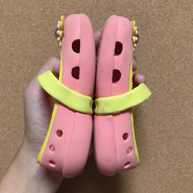 crocs(クロックス)のクロックス サンダル 12センチ キッズ/ベビー/マタニティのベビー靴/シューズ(~14cm)(サンダル)の商品写真