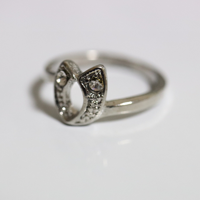 即購入OK【AR013】アンティークデザインシルバーカラーリング指輪 レディースのアクセサリー(リング(指輪))の商品写真