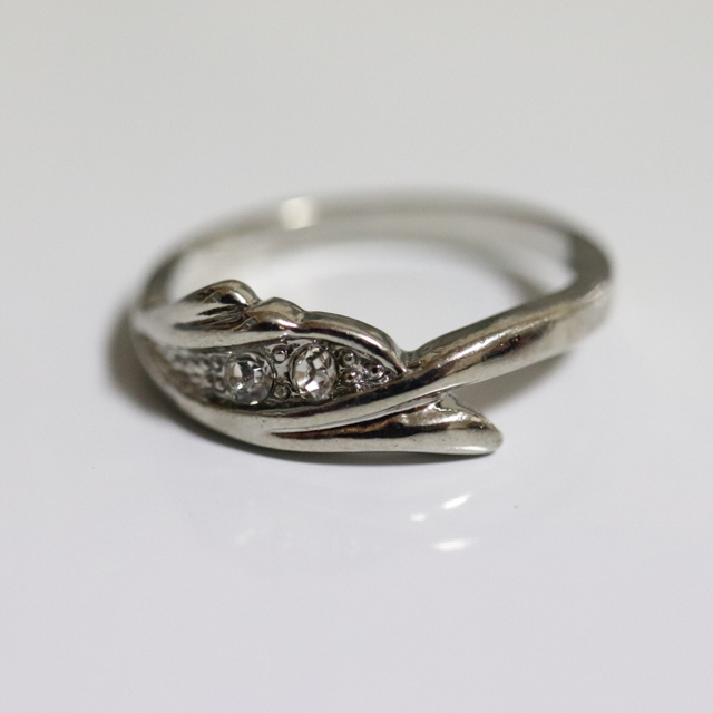 即購入OK【AR009】アンティークデザインシルバーカラーリング指輪 レディースのアクセサリー(リング(指輪))の商品写真