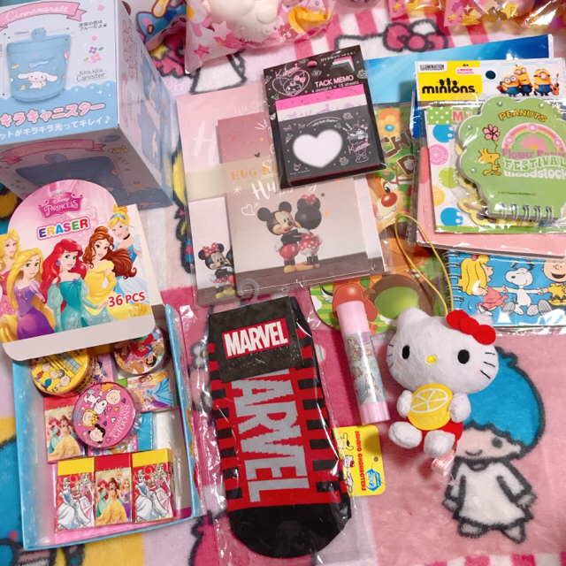 クッション サンリオ 雑貨 文具 セレクトセット♡ エンタメ/ホビーのおもちゃ/ぬいぐるみ(キャラクターグッズ)の商品写真